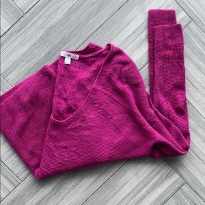 Beautiful light weight long sleeve sweater